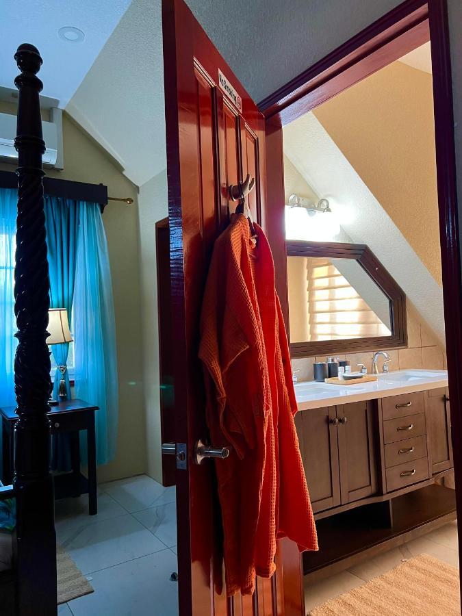 One South Place Hotel Belize City Esterno foto