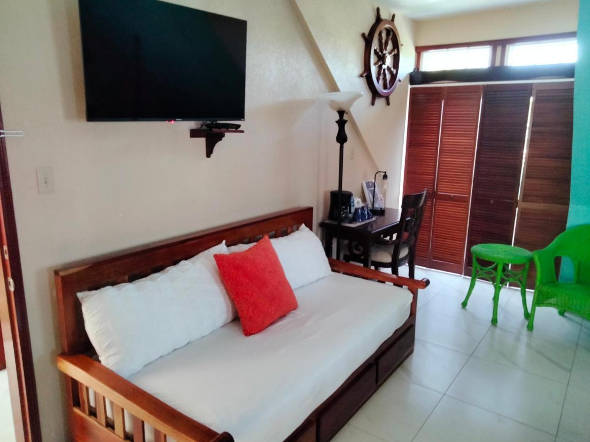 One South Place Hotel Belize City Esterno foto