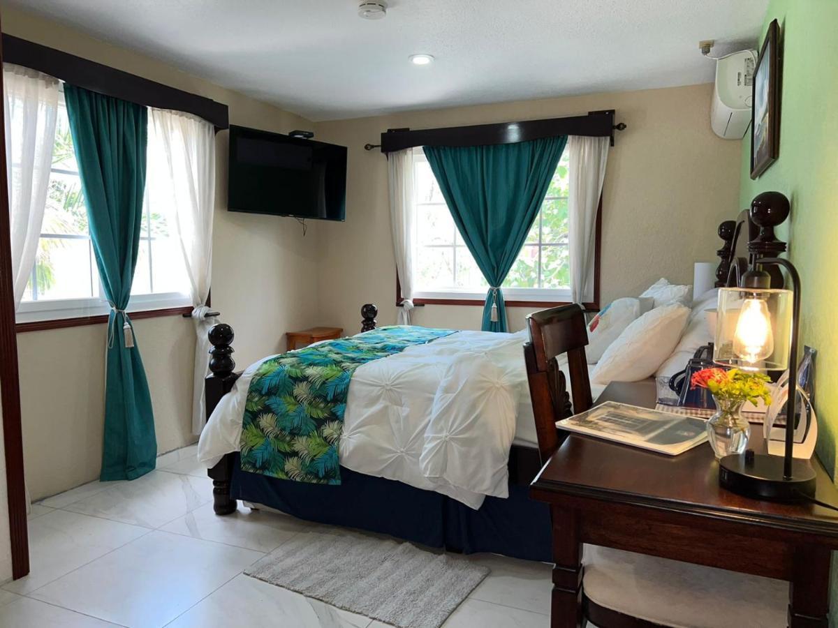 One South Place Hotel Belize City Esterno foto