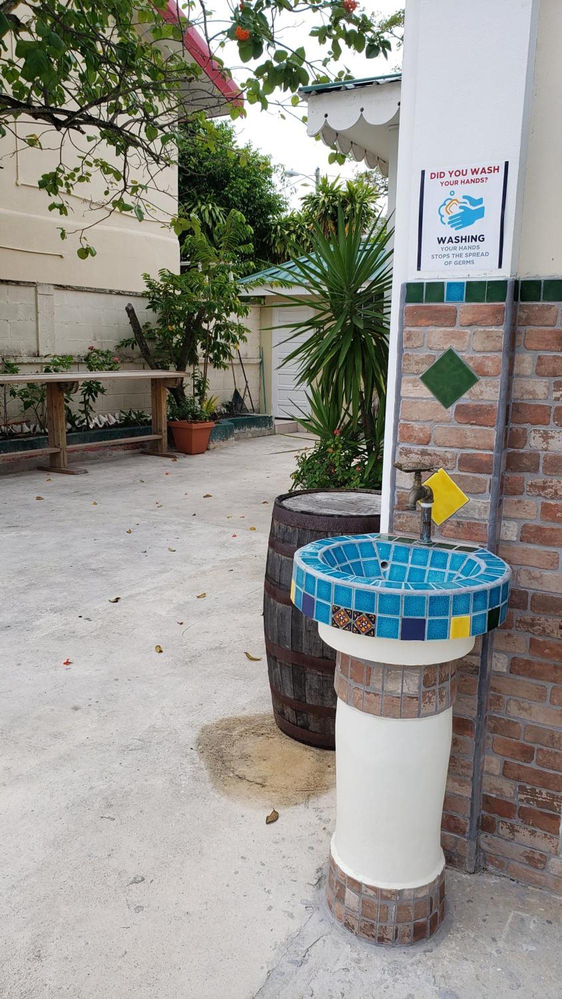 One South Place Hotel Belize City Esterno foto